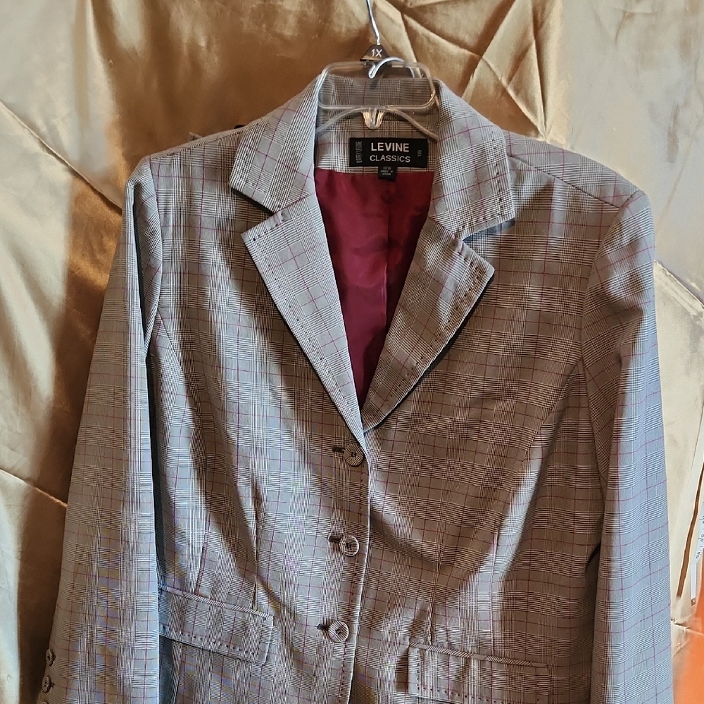 Larry Levine Black and White Checkered Blazer